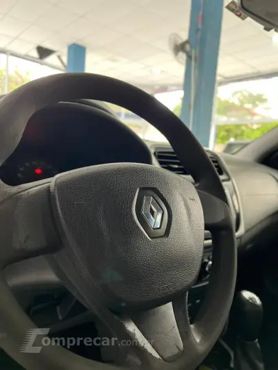 LOGAN 1.0 Authentique 16V