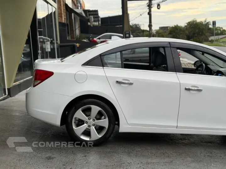 CRUZE LT 1.8 16V FlexPower 4p Mec.