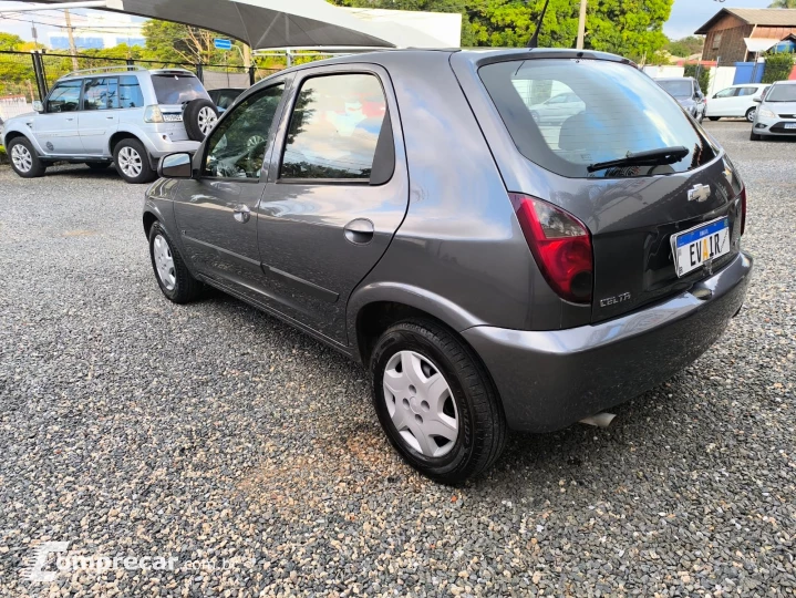 CELTA 1.0 MPFI LT 8V