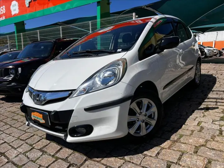 FIT 1.4 LX 16V