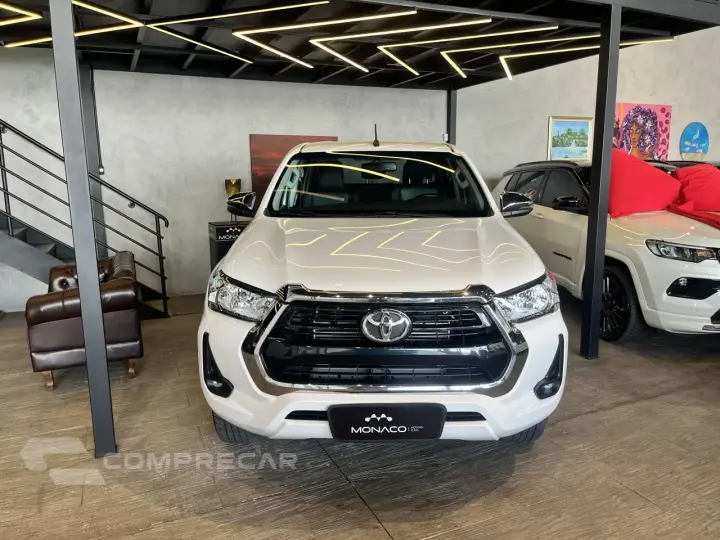 Hilux Caminhonete 2.8 16V SRV 4X4 DIESEL CABINE DUPLA AUTOMÁ