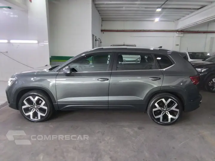 TAOS 1.4 250 TSI TOTAL FLEX HIGHLINE AUTOMÁTICO