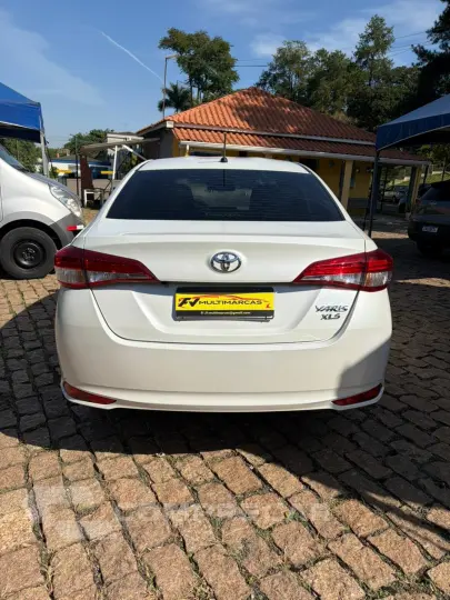 YARIS 1.5 16V Sedan XLS