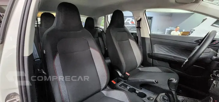 Polo Track 1.0 Flex 12V 5p