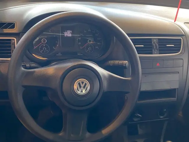 FOX - 1.0 MI 8V 4P MANUAL