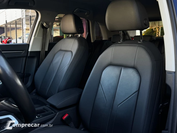 Q3 2.0 40 TFSI Performance Quattro