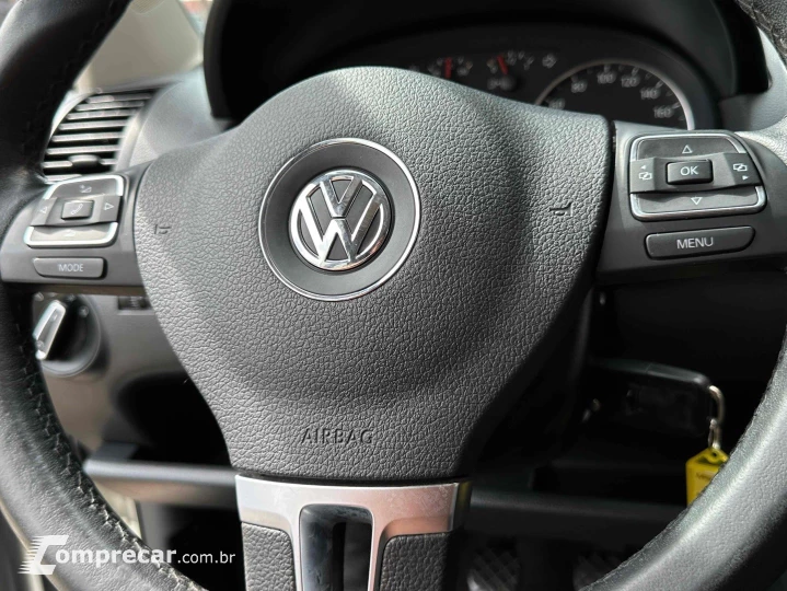 POLO SEDAN 1.6 MI 8V FLEX 4P MANUAL