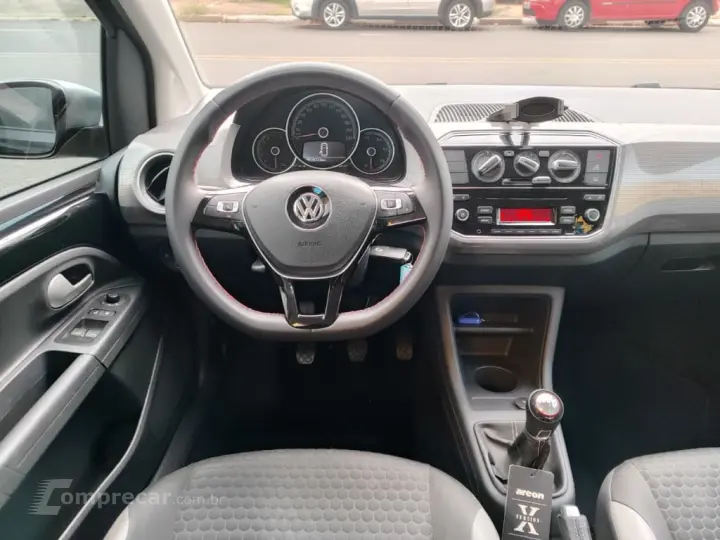 up! cross 1.0 TSI Total Flex 12V 5p