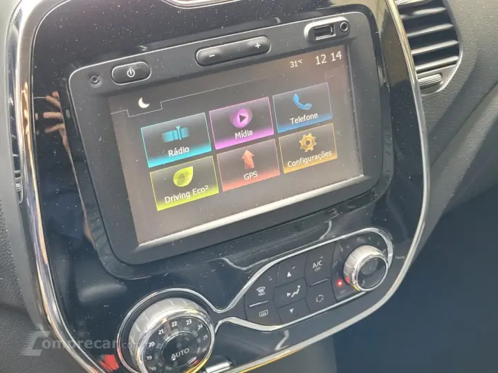 CAPTUR Intense 2.0 16V Flex 5p Aut.