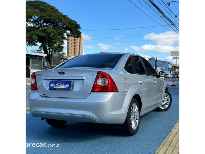 FOCUS 2.0 GLX SEDAN 16V FLEX 4P MANUAL