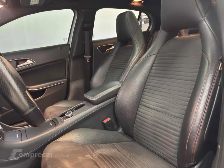 GLA 250 2.0 16V TURBO GASOLINA SPORT 4P AUTOMÁTICO