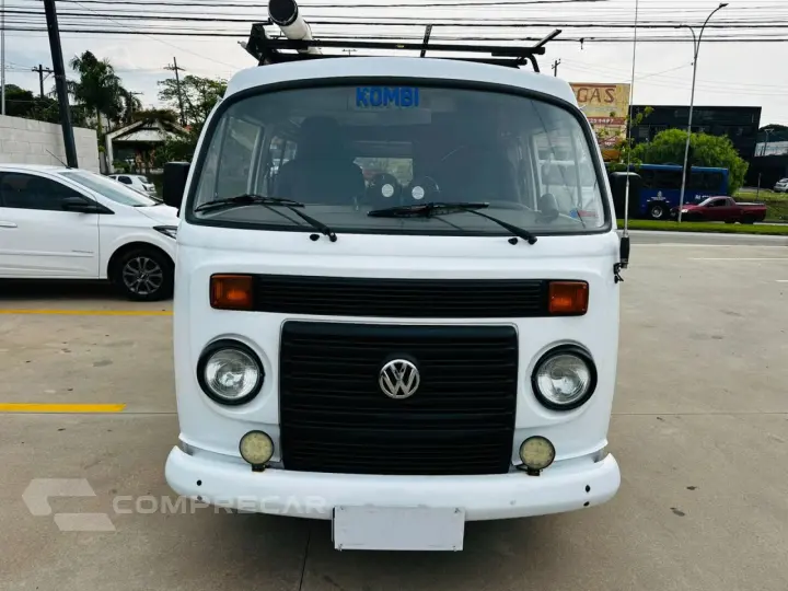 Kombi 1.4 FLEX STD 9 LUGARES