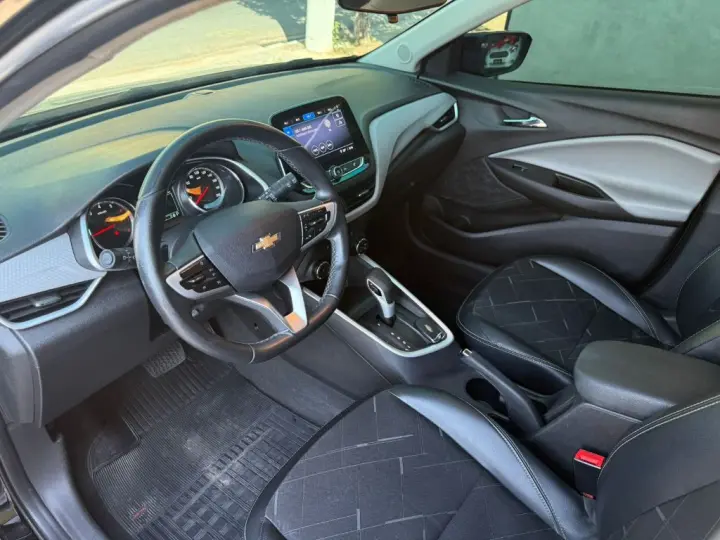ONIX HATCH PREM. 1.0 12V TB Flex 5p Aut.