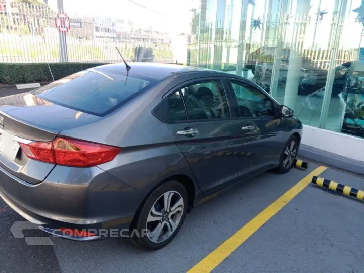 CITY Sedan EX 1.5 Flex 16V 4p Aut.