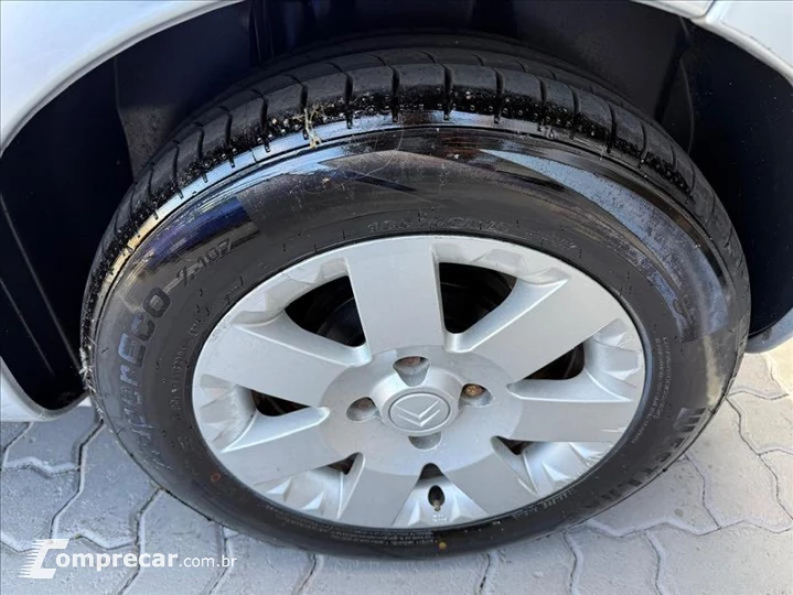 C3 1.4 I Exclusive 8V