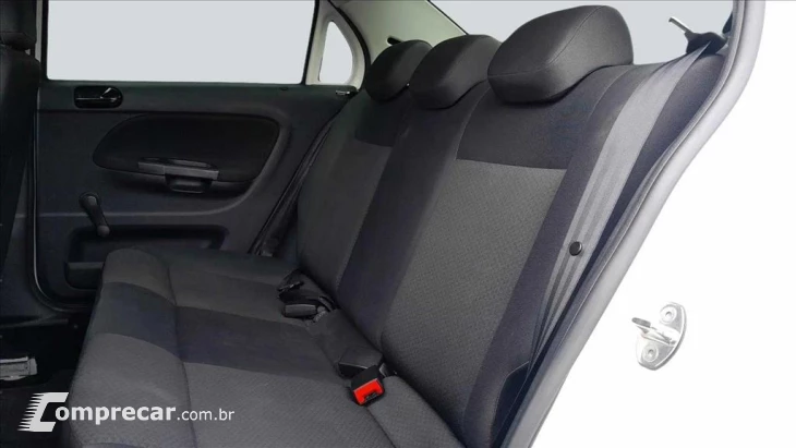 VOYAGE 1.0 12V MPI TOTALFLEX 4P MANUAL