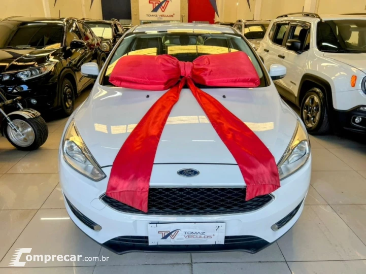 FOCUS 2.0 SE Fastback 16V