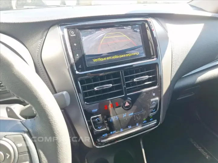 YARIS 1.5 16V FLEX SEDAN XLS CONNECT MULTIDRIVE