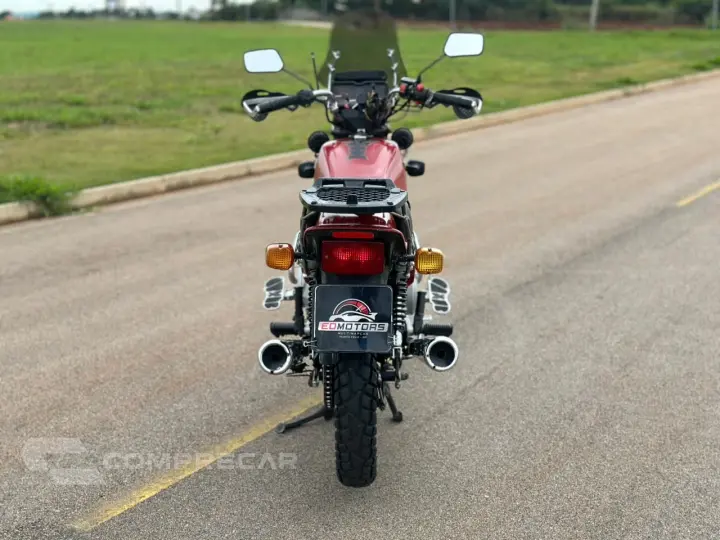 CB 400