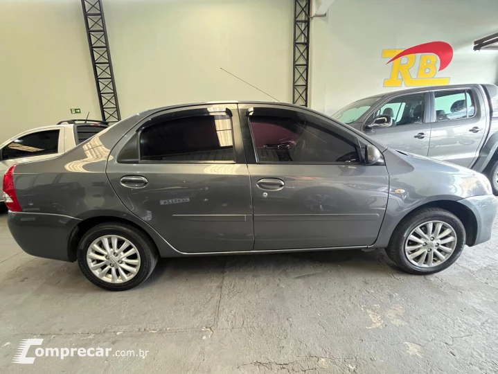 ETIOS 1.5 XLS Sedan 16V