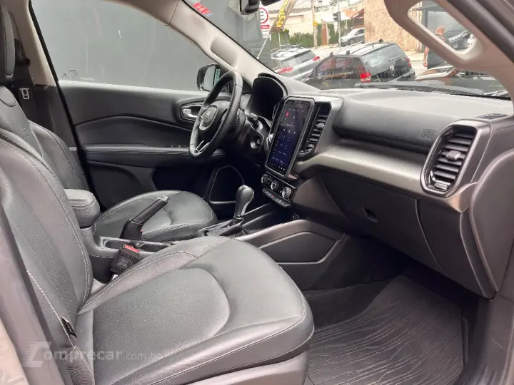 Toro Volcano 2.0 16V 4x4 TB Diesel Aut.