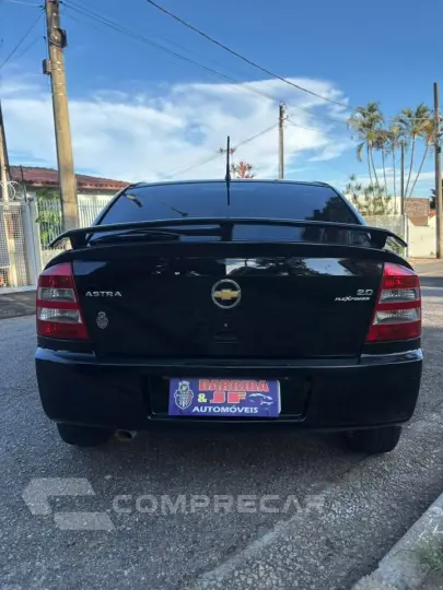 ASTRA 2.0 MPFI Advantage 8V