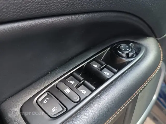 COMPASS - 2.0 16V LONGITUDE 4X4 AUTOMÁTICO