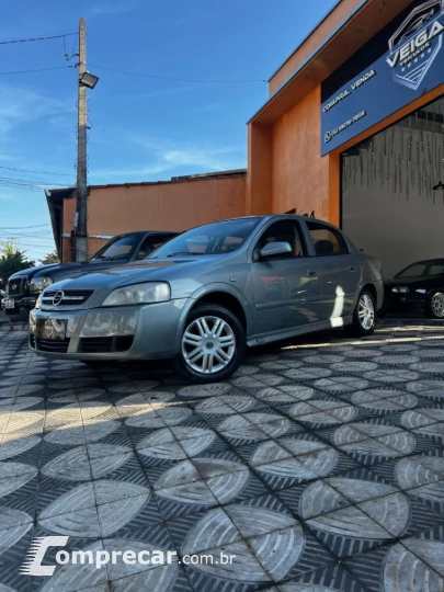 ASTRA 2.0 MPFI CD Sedan 8V