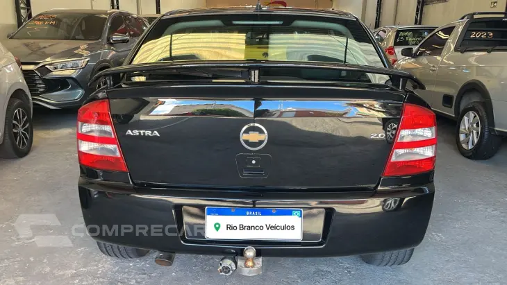 ASTRA 2.0 MPFI Advantage 8V