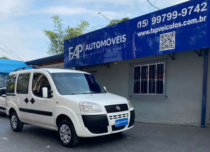 Doblo 1.8 16V 4P FLEX ESSENCE 7 LUGARES