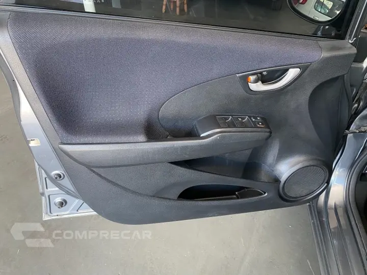 FIT 1.4 LX 16V