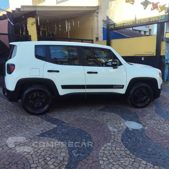 Renegade 1.8 4x2 Flex 16V Aut.