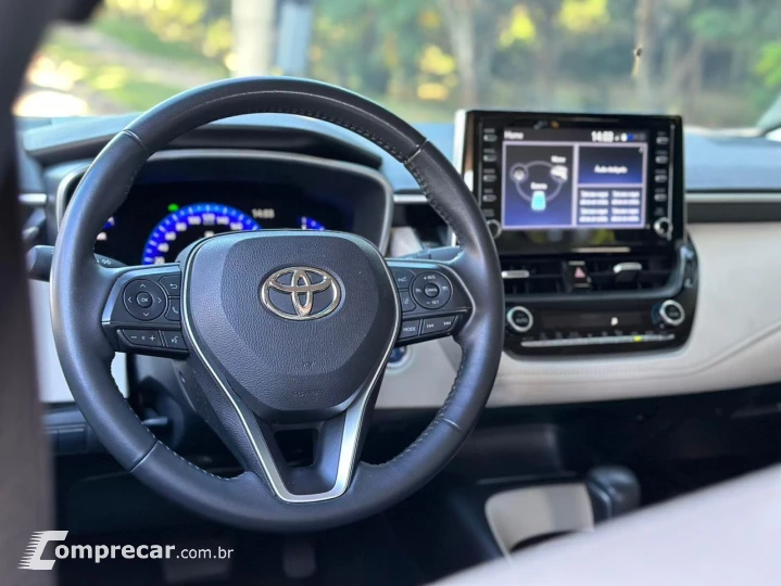 COROLLA 1.8 VVT-I Hybrid Altis Premium