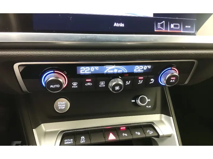 Q3 1.4 35 TFSI FLEX BLACK S TRONIC