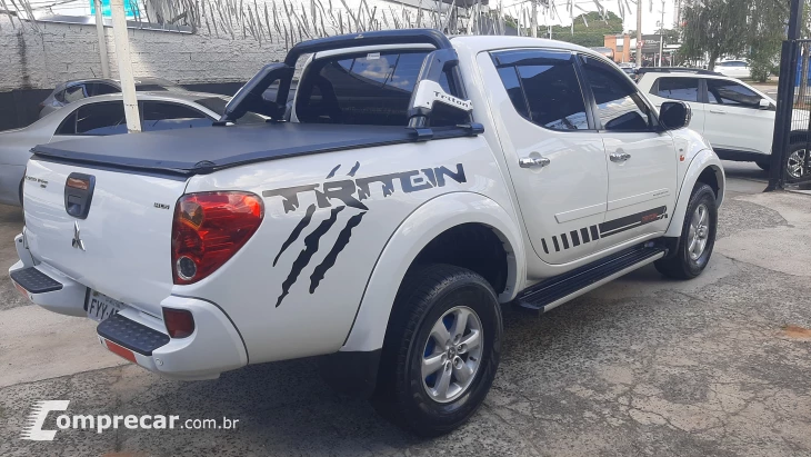 L200 TRITON 2.4 HLS 4X2 CD 16V