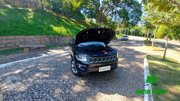 COMPASS 2.0 16V DIESEL LONGITUDE 4X4 AUTOMÁTICO