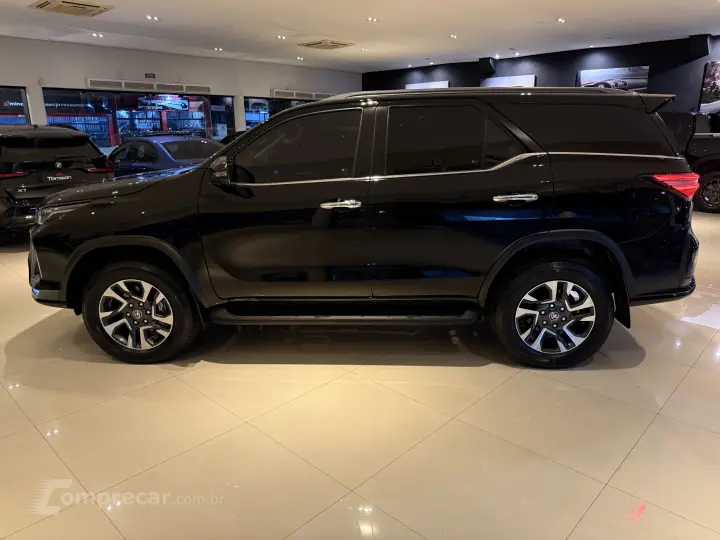 HILUX SW4 2.8 D-4d Turbo SRX Platinum 7L 4X4