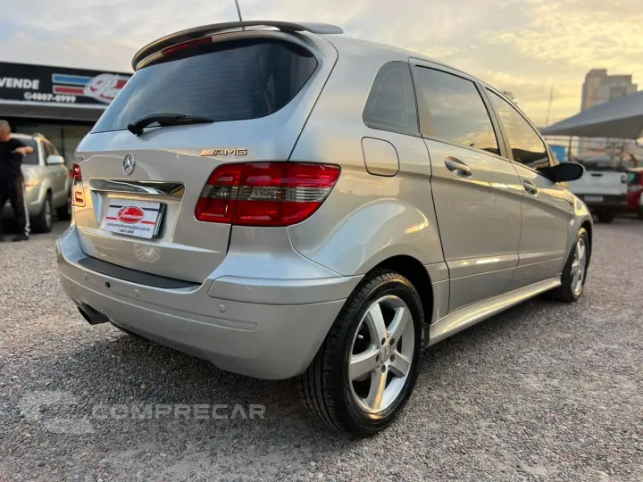 B 200 2.0 8V Gasolina 4P Automático