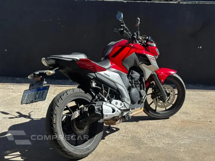 Fazer FZ25 250 cc