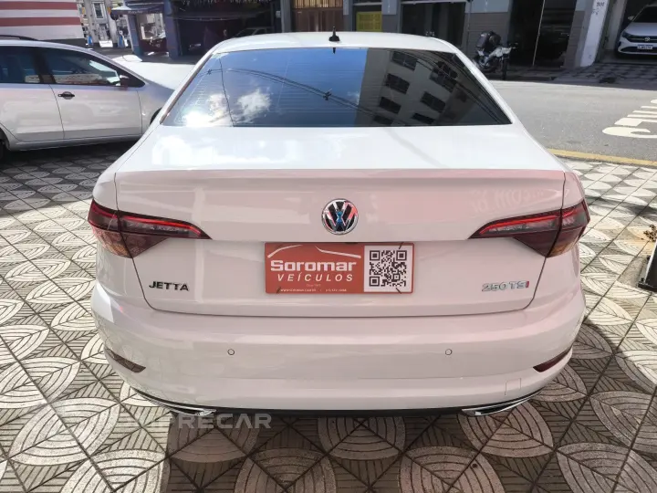 JETTA 1.4 250 TSI TOTAL FLEX R-LINE TIPTRONIC