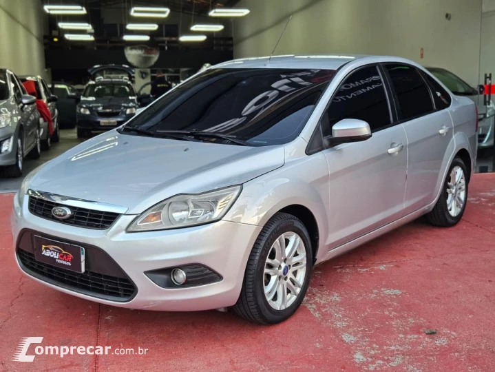 Focus Sedan 2.0 16V/2.0 16V Flex 4p Aut.