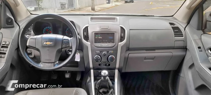 S10 2.4 LT 4X2 CD 8V