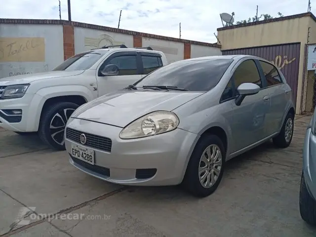 PUNTO - 1.4 8V 4P MANUAL