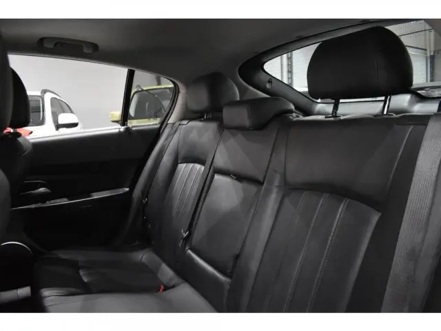 CRUZE HATCH - 1.8 LTZ SPORT6 16V 4P AUTOMÁTICO