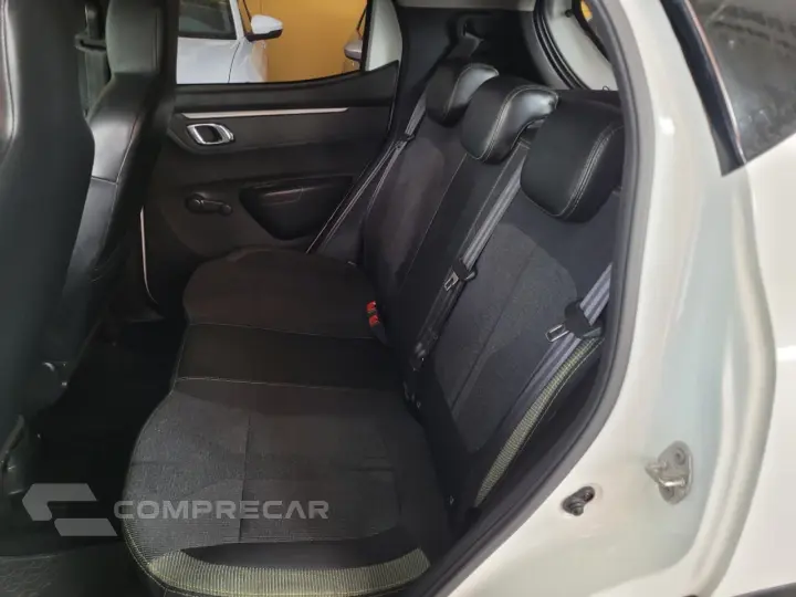 Kwid KWID OUTSIDER 1.0 Flex 12V 5p Mec.