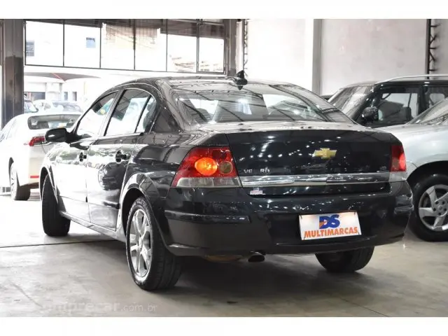 VECTRA SEDAN - 2.0 MPFI ELEGANCE 8V 4P MANUAL