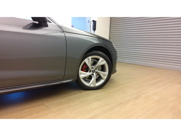 A4 2.0 TFSI GASOLINA PRESTIGE PLUS S TRONIC