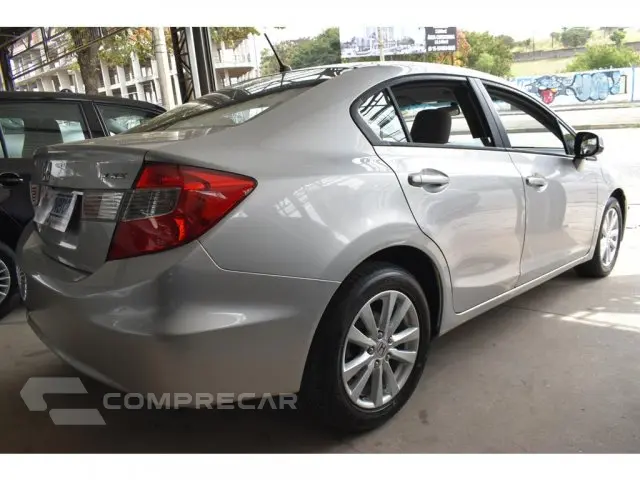 CIVIC - 1.8 LXS 16V 4P MANUAL