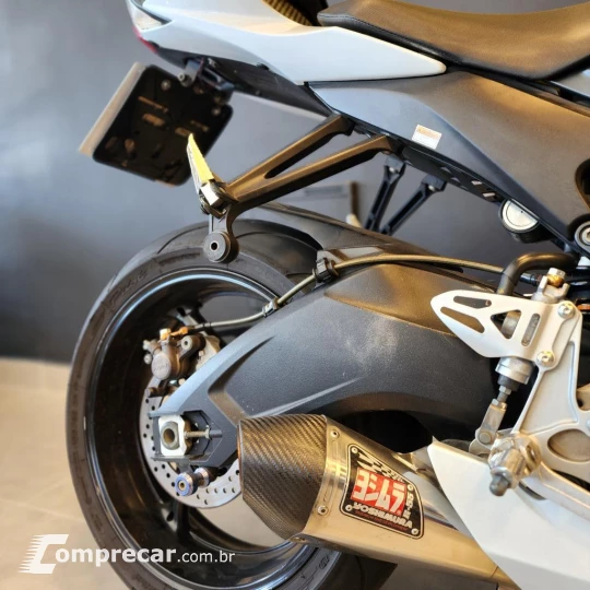 GSX-R 750 W SRAD