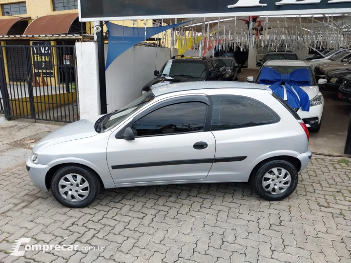 CELTA 1.0 MPFI Life 8V